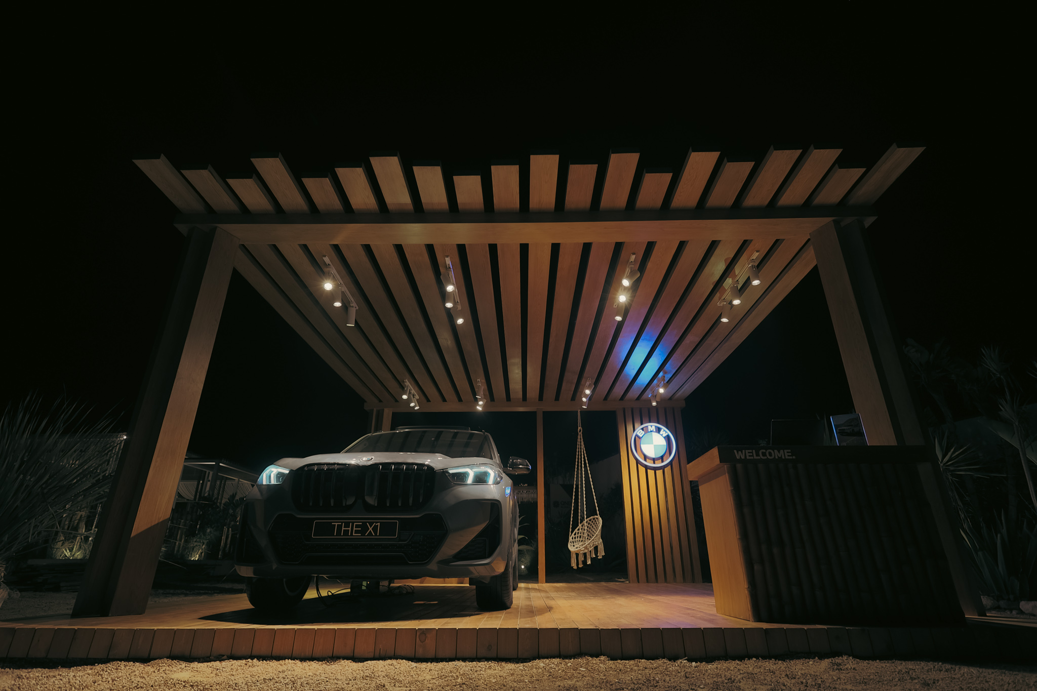 Automotive Image 35