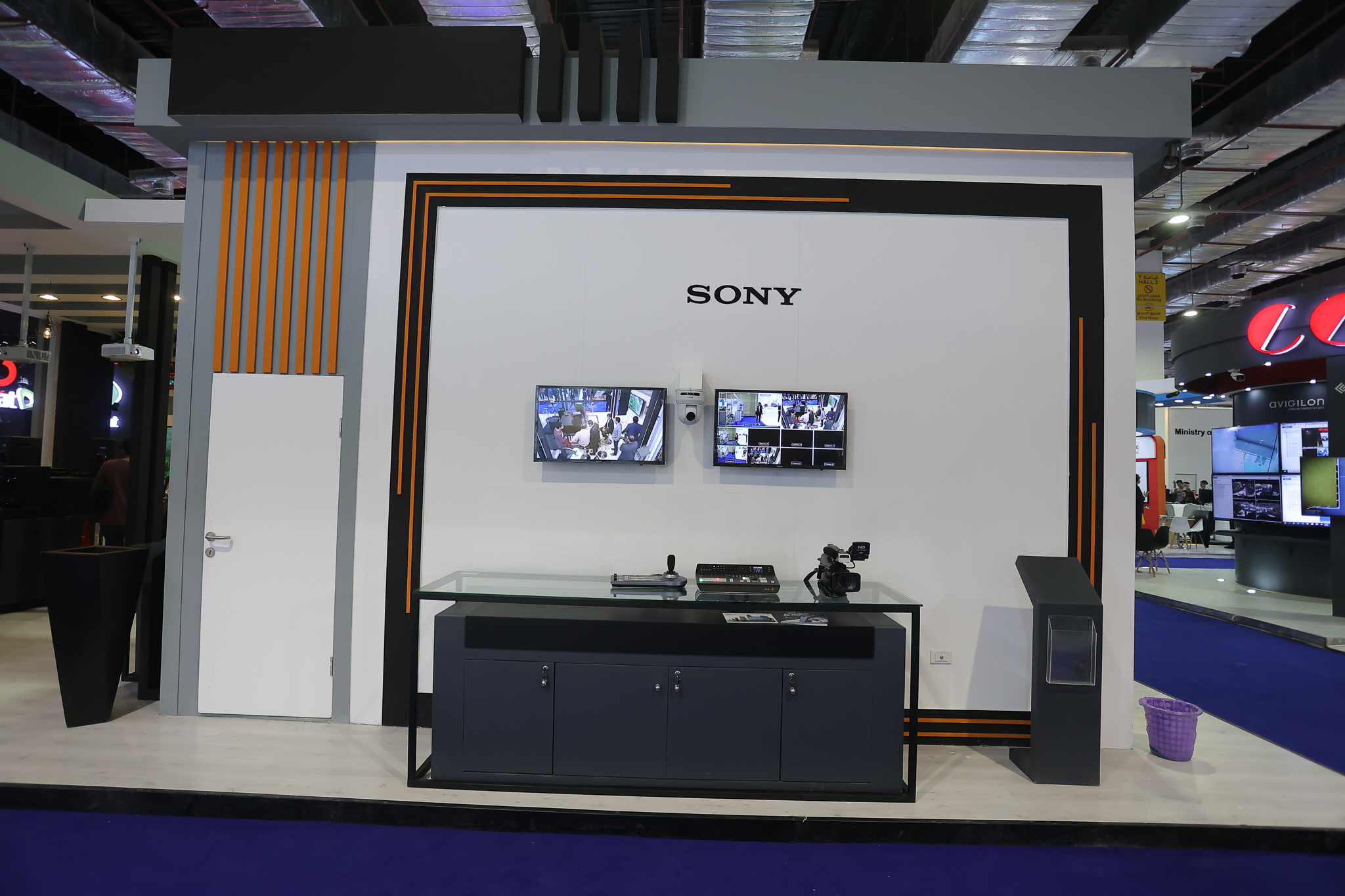 Retail Image 1